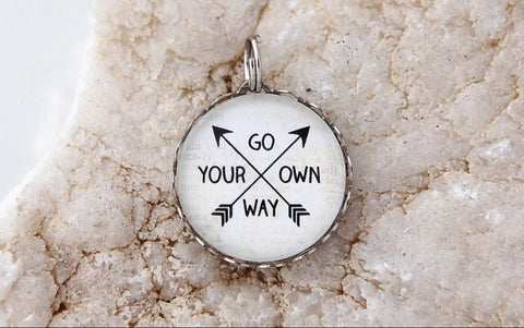 Go your own way Charm