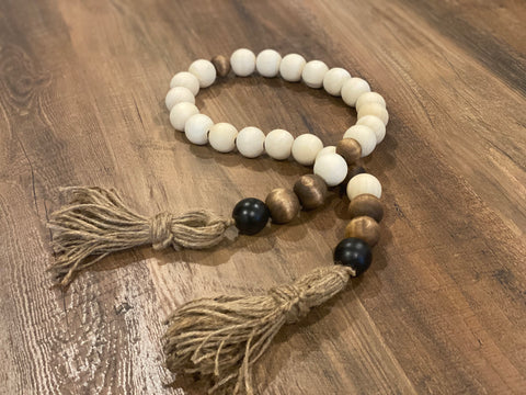 Farmhouse Beaded Garland (BLK)